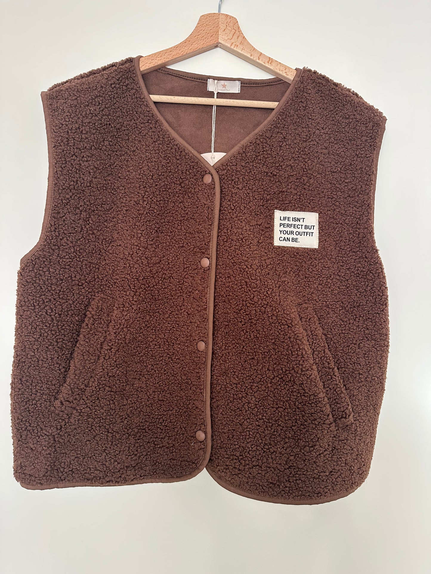 Gilet Gaby moumoute sans manches chocolat