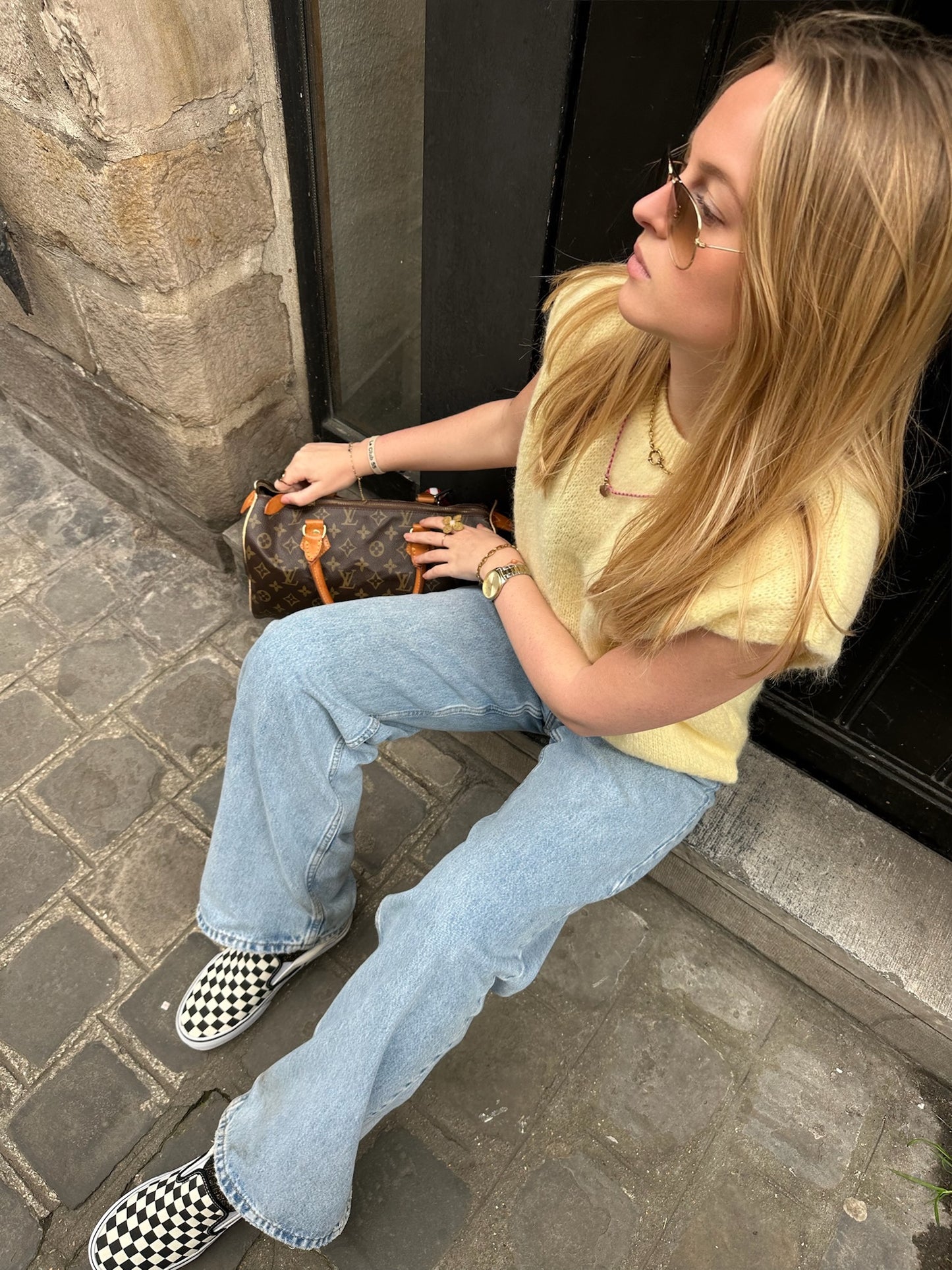 Pull Hugo jaune sans manche