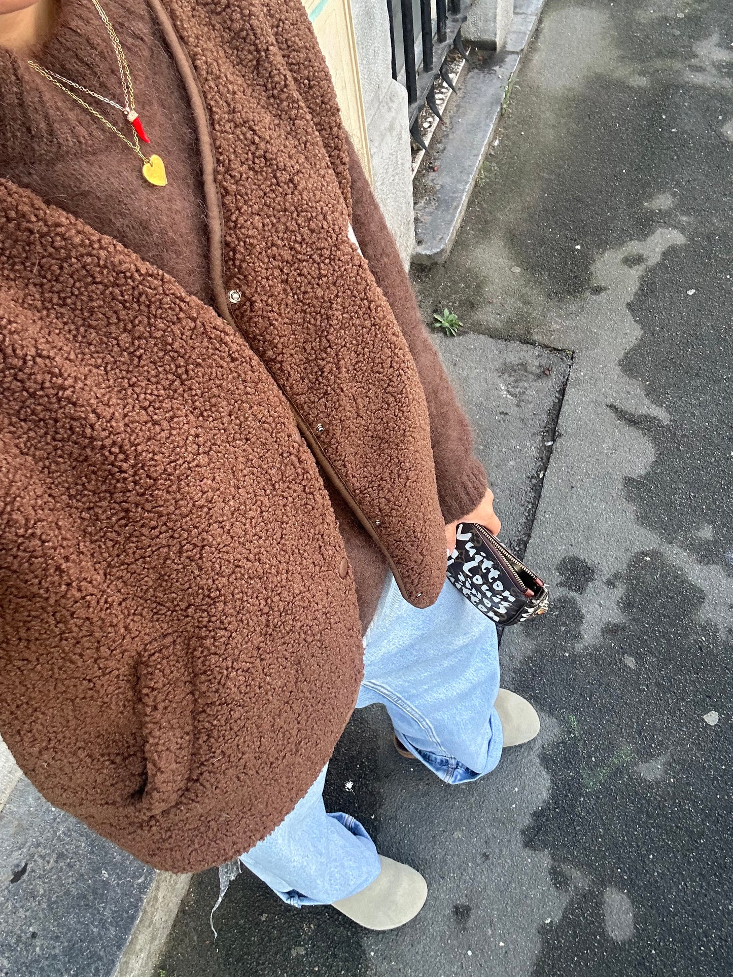 Gilet Gaby moumoute sans manches chocolat