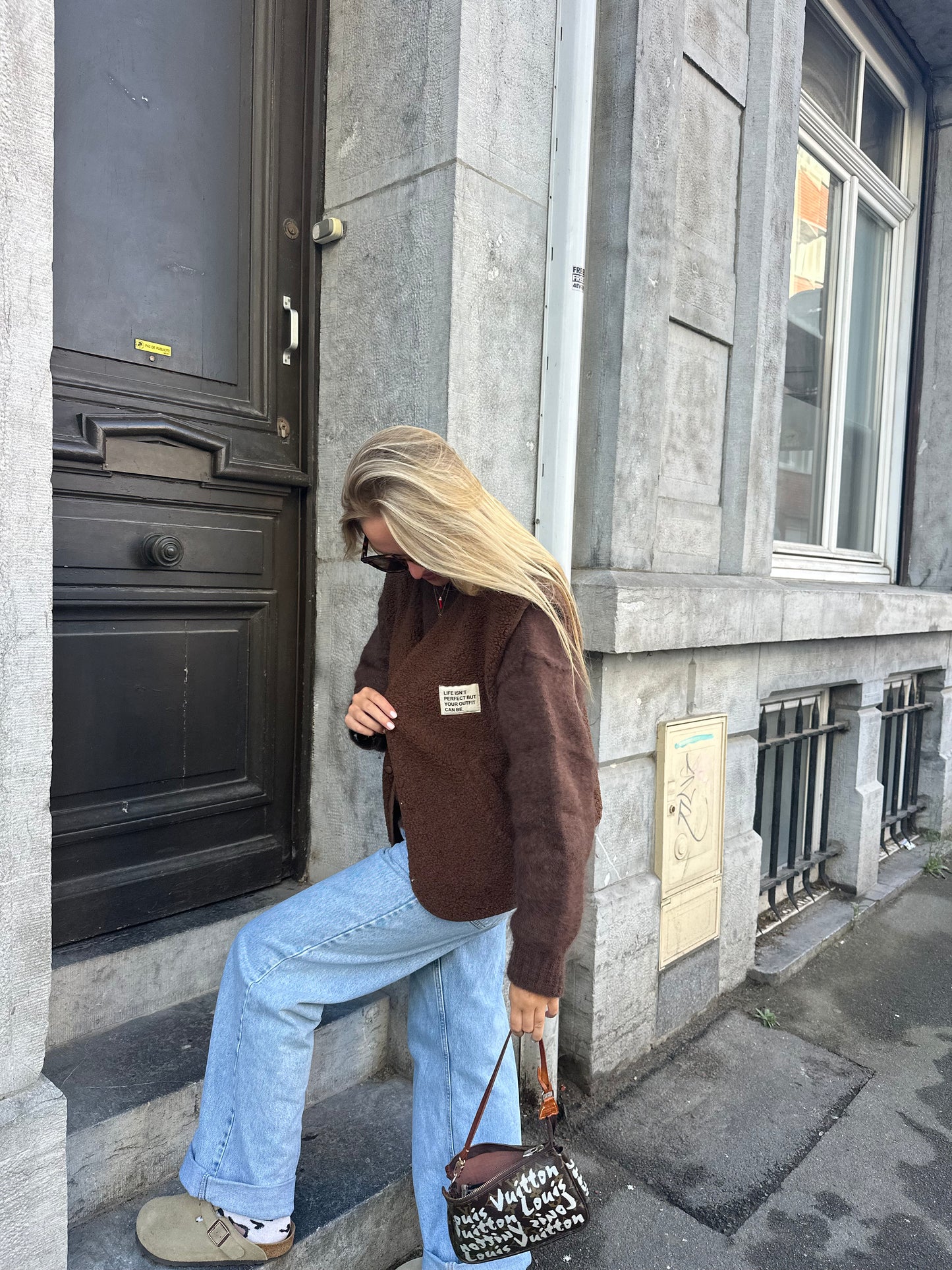 Gilet Gaby moumoute sans manches chocolat