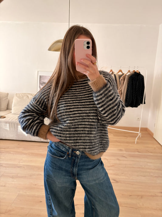 Pull Harry rayé bleu marine col beige