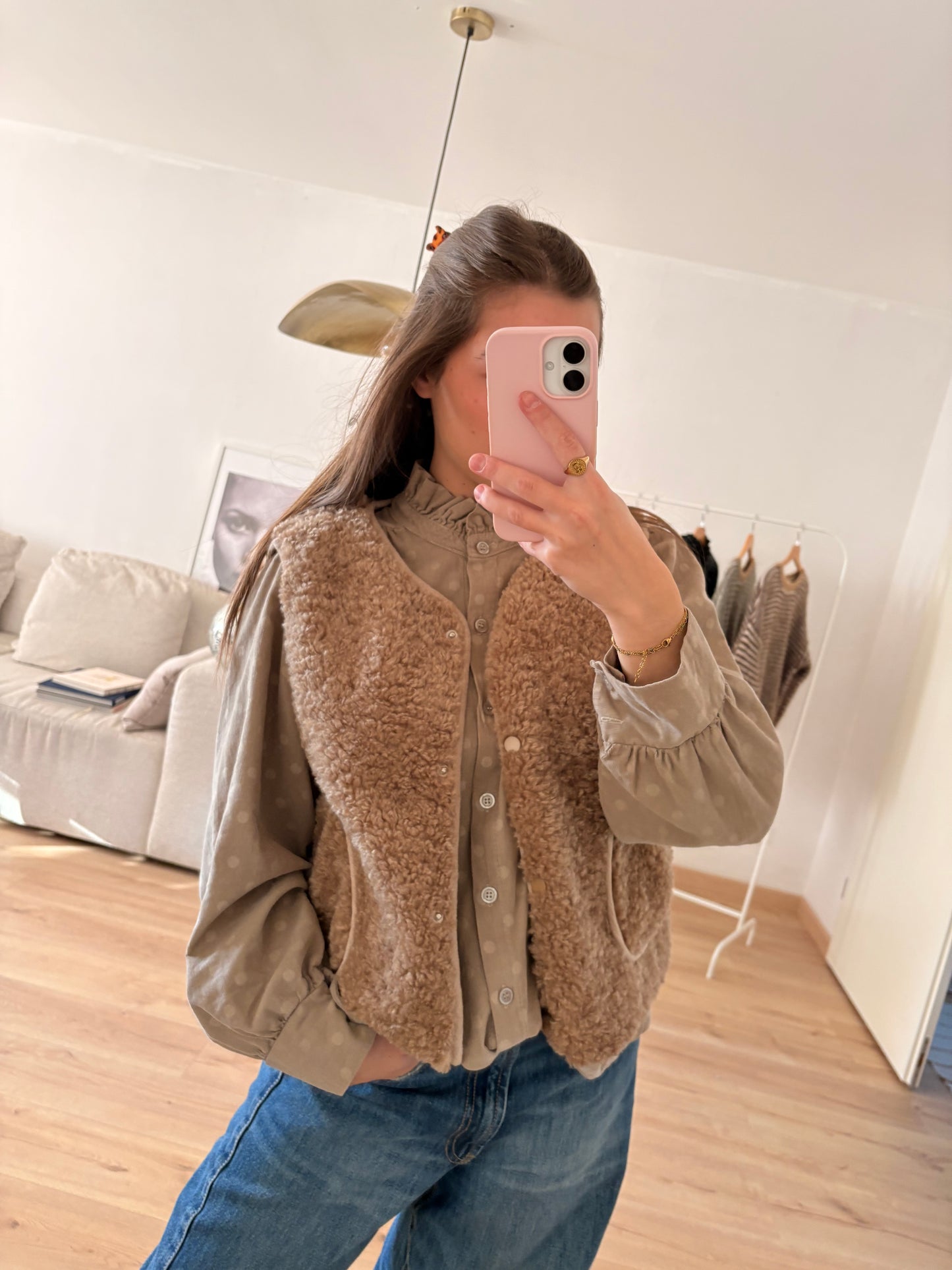 Gilet Aristide moumoute sans manches beige