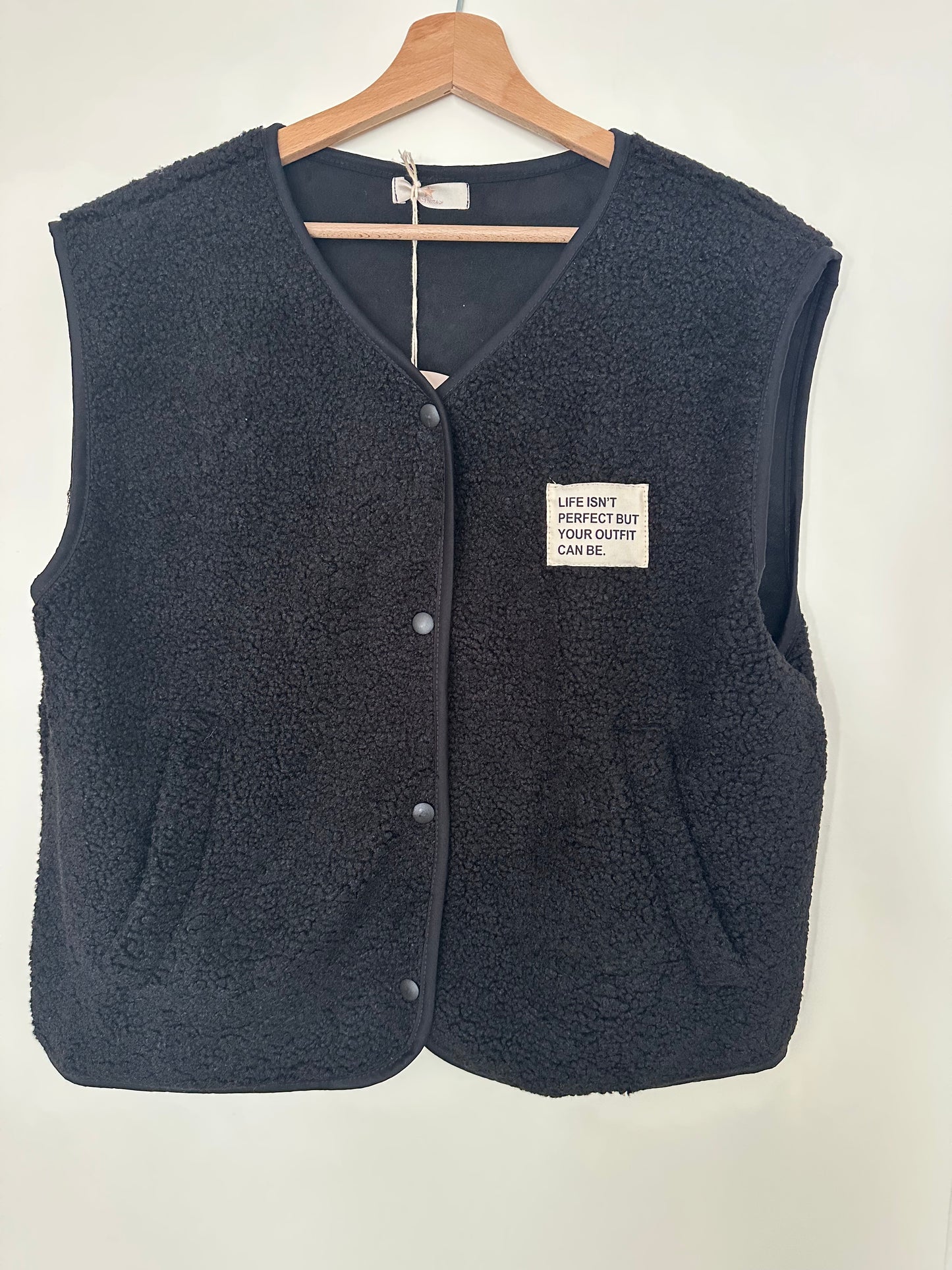 Gilet Gaby moumoute sans manches noir