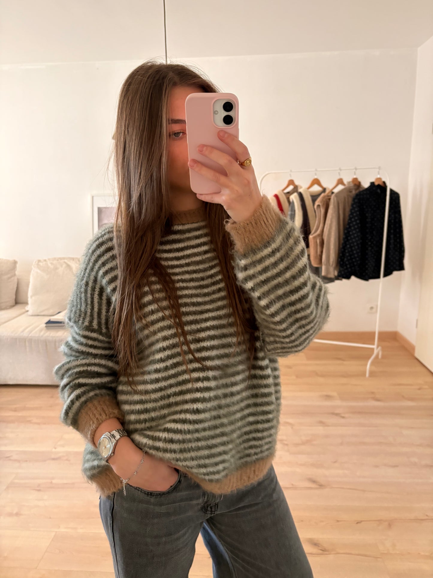 pull Harry à rayures kaki au col beige