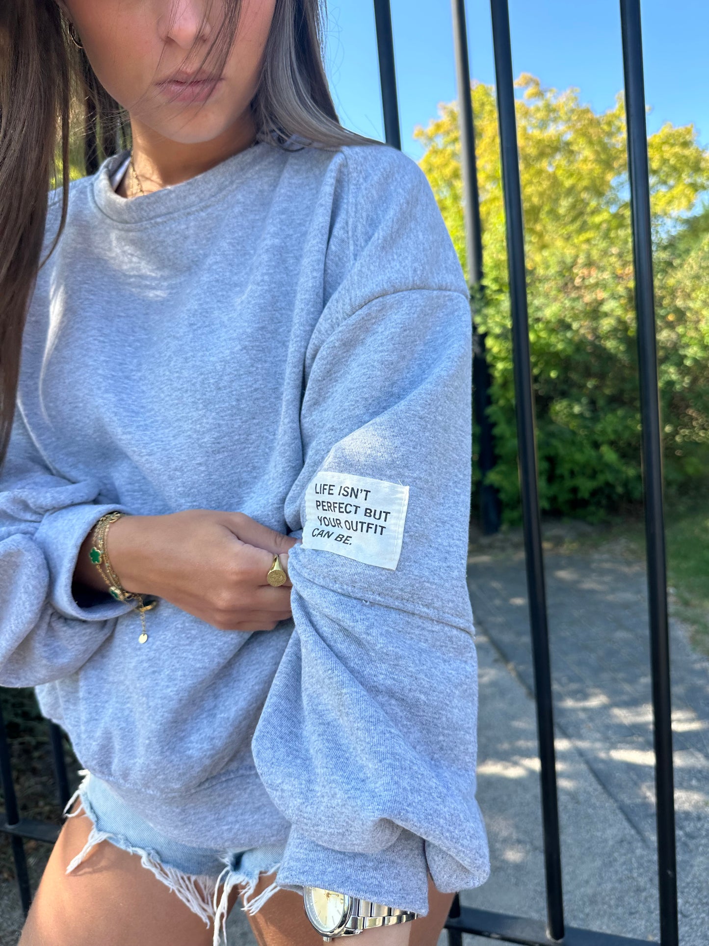 sweat oversize gris Elliot-Patch brodé & confort